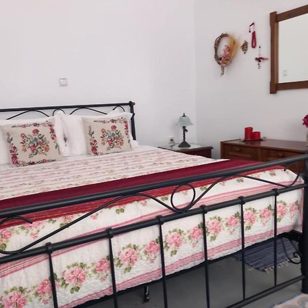 Calderimi Traditional Houses Фира Екстериор снимка