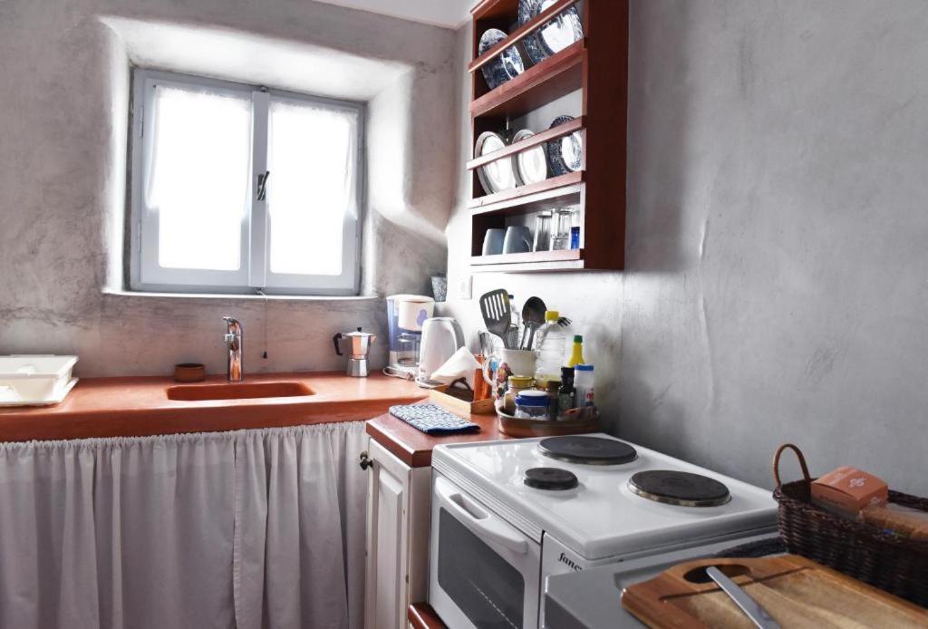 Calderimi Traditional Houses Фира Екстериор снимка